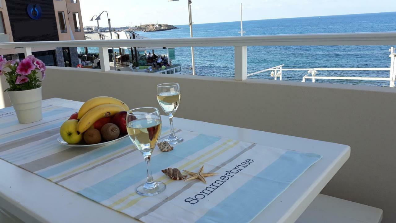 Amazing Beachfront Apartment In Hersonissos ภายนอก รูปภาพ