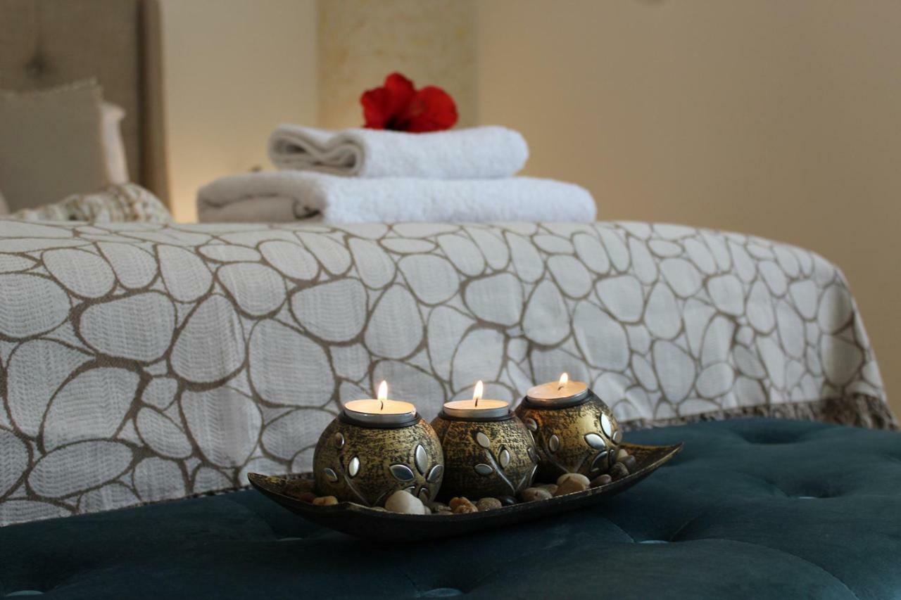 Amazing Beachfront Apartment In Hersonissos ภายนอก รูปภาพ